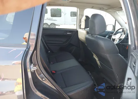 2018 Subaru Forester 2.5I Premium из США, поврежденный, VIN JF2SJAGC7JH555222